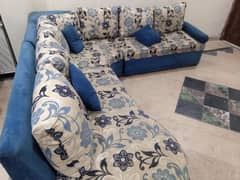 2 months used like new sofa sets