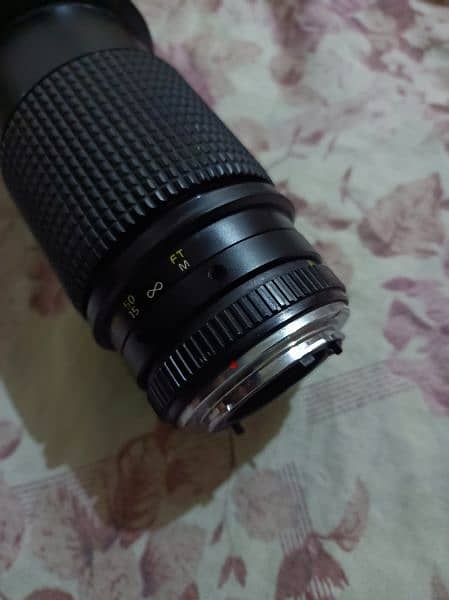 DSLR camera lens 1