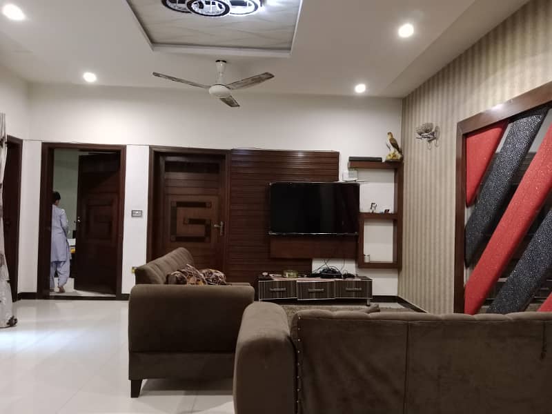 10 Marla Like Brand New Beautiful Upar Portion Available For Rent 12