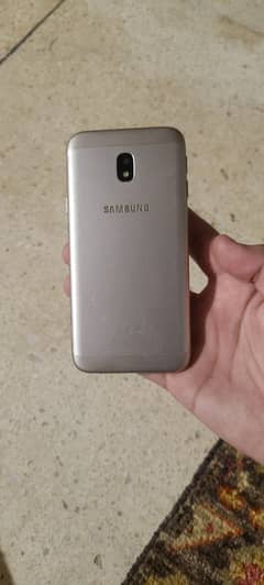 samsung galaxy j3 cond 8/10