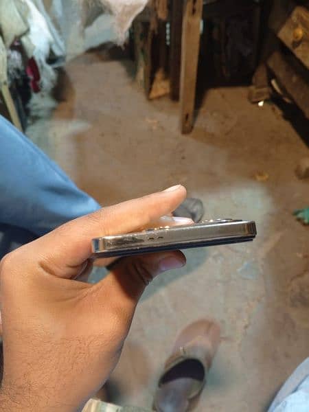 Infinix hot 40 sale urgent paise chye han ful and final 32 4