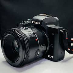 Canon EOS M50