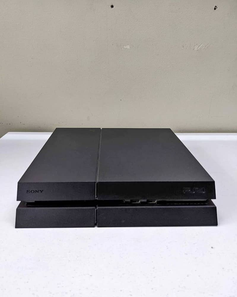 Playstation 4 1TB 0