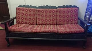 5 seater sofa set with table - 15000 Rs.