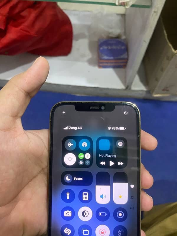 iphone 12 pro max 1