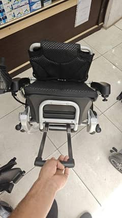 electric wheelchair