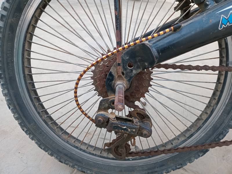 Two Kids Bicycles for sale 2