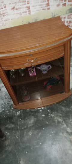 wood tv trolly good condition urgent sale