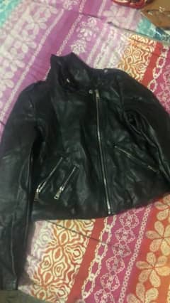 black lether jacket 0