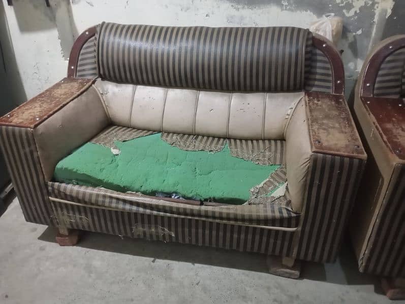 old use sofa for sale 2 and 1 seat 0