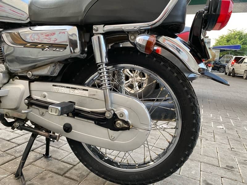 Honda 125 Special Edition 2021 4