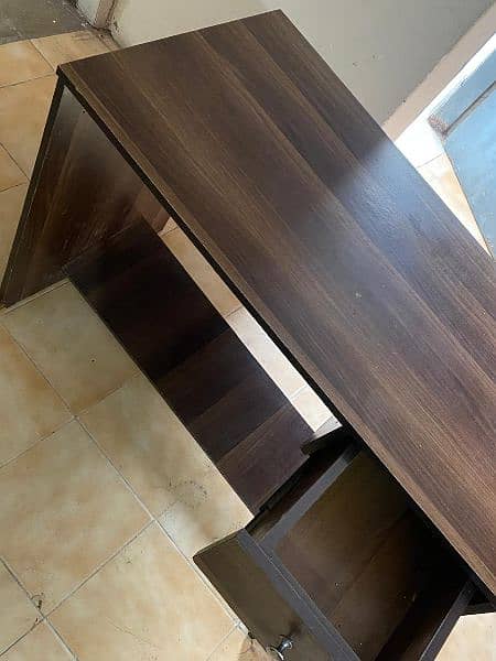 Ikea study table/computer table/Laptop table 7