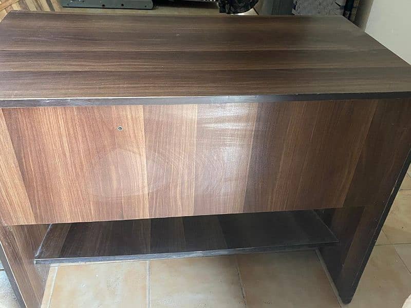 Ikea study table/computer table/Laptop table 9