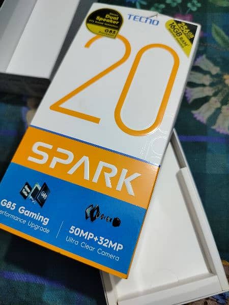 Tecno spark 20 5