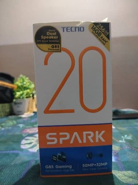 Tecno spark 20 8