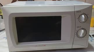 Daewoo Microwave in very good condition