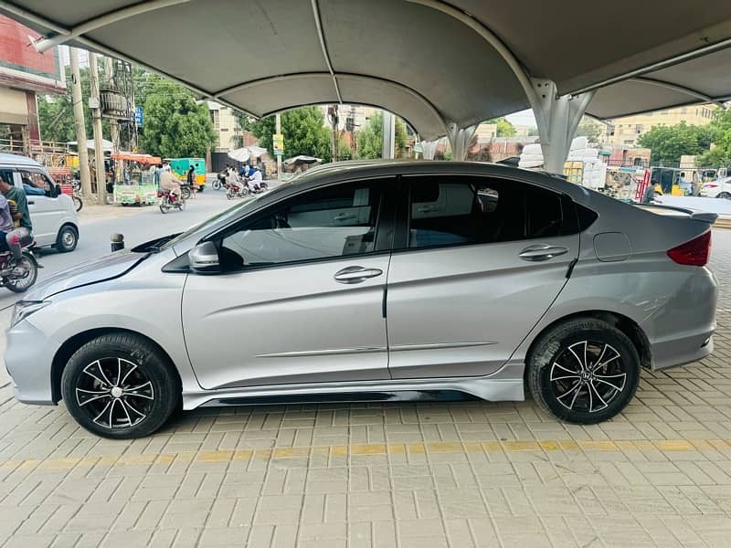 Honda City IVTEC 2022 4