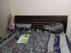 USED BED ROOM