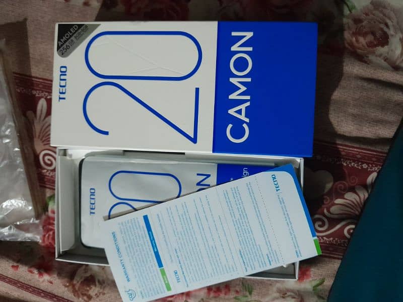 camon 20 8+8 256 2