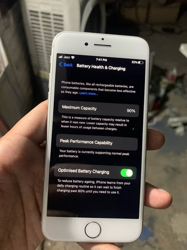 iphone 8 factory unlock 2 month working sim water pack 4