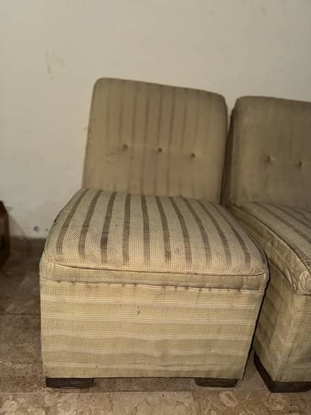 3 seater used sofa and Queen size used wodden bed 2