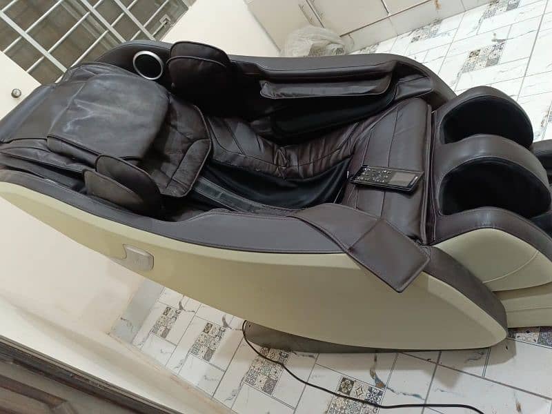 JC Buckman Massage chair / Zero Foot Massager / Massager 2