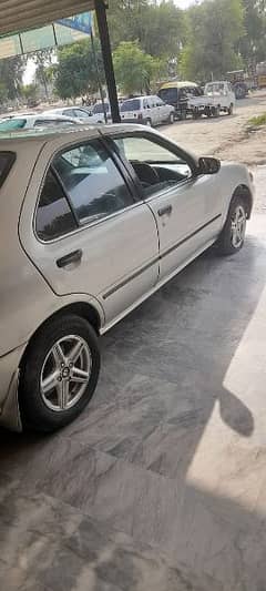 Nissan Sunny 1998