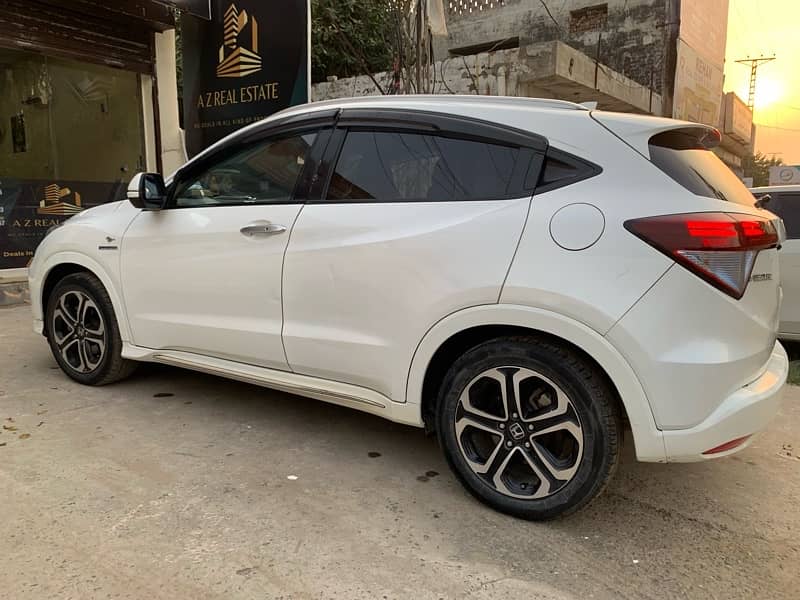 Honda Vezel 2018 16