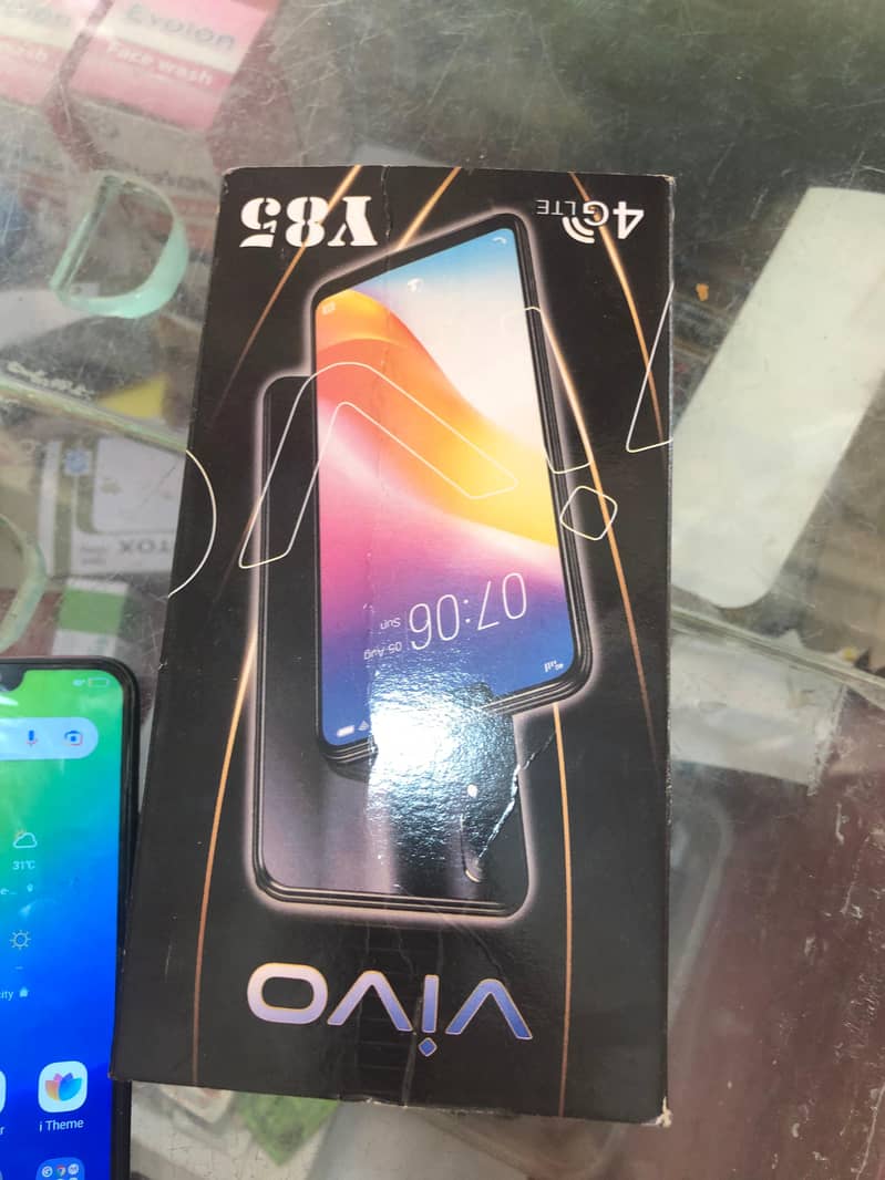 vivo y85 with box and chger full new condition 1