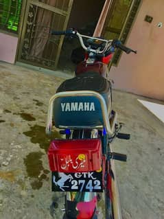 Yamaha yb 100/.  03348749440 Whatsapp number 6 model