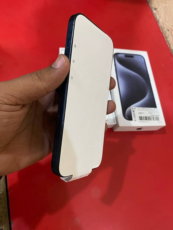 IPhone 15 Pro 128 GB (Fectroy Unlocked) 1