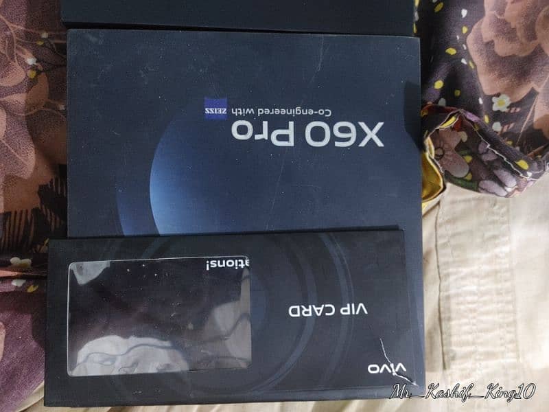 Vivo X60 Pro With Box And Charger 7