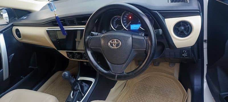 Toyota Corolla GLI 2019 9