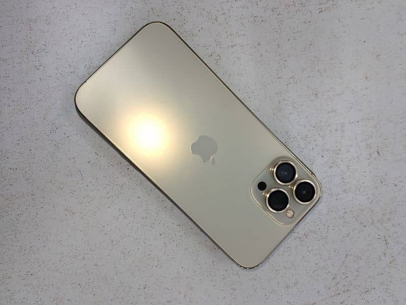 iphone 13 pro max gold 0