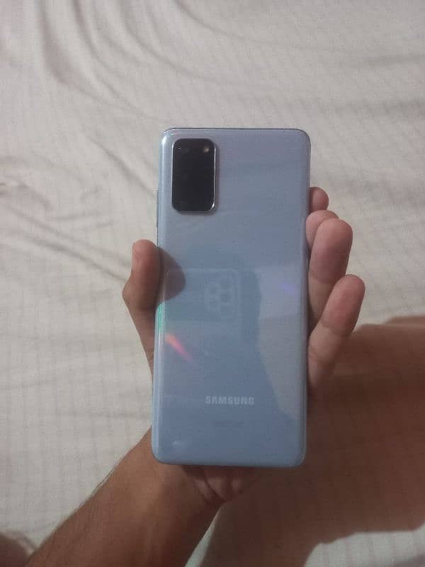 SAMSUNG S20 PLUS 5G 1