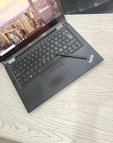 Lenovo Thinkpad X380 yoga core i5 8th gen quadcore 13.3 Fhd touch 360 6