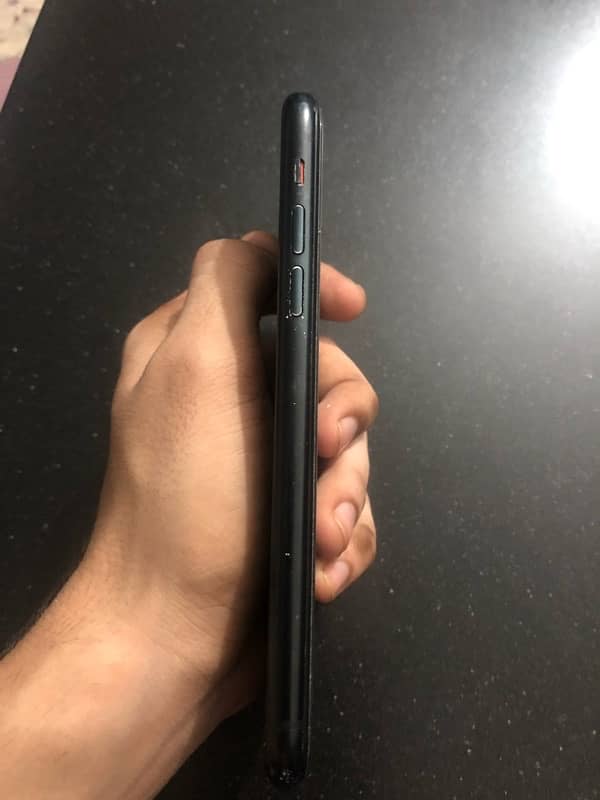 iphone XR 64gb 2