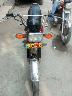 urgent sale pak hero bike 03234389701