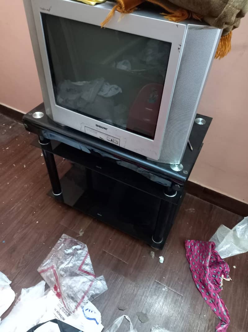 Sony tv with tv trolly 1