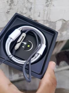 Earphone Pro 2 Box Charging cable