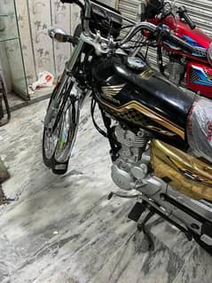 Honda 125  gold edition Model 2024