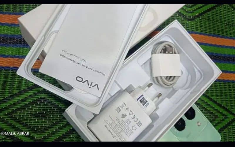 vivo y 28 brand new condition 1