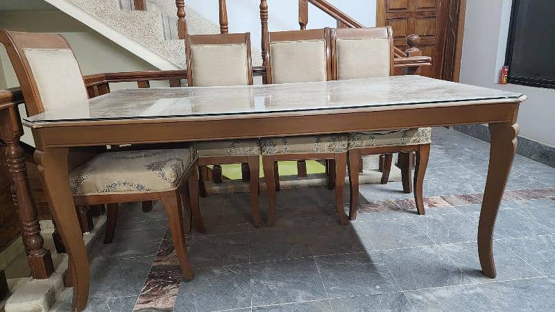 Dining table with 6 chairs for sale 1