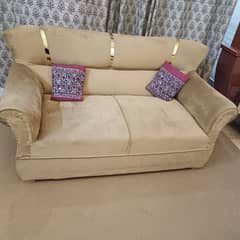 4 seater new sofa set in excellent condition