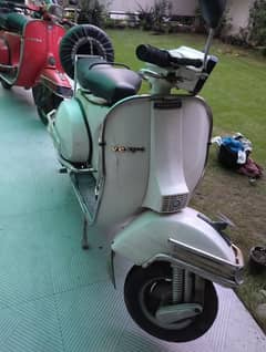 Vespa 150cc antique white