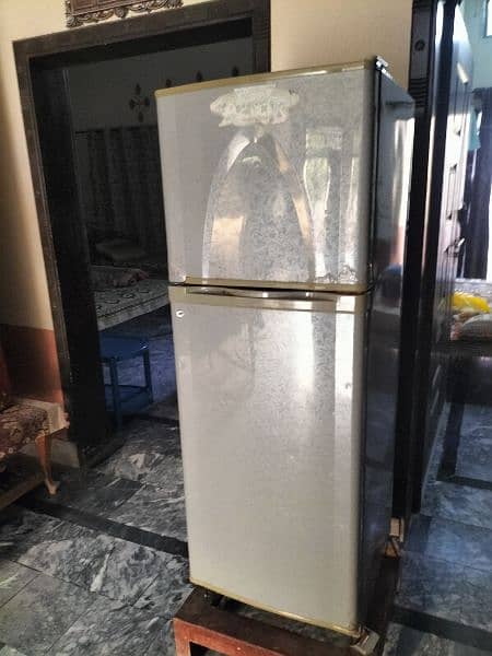 Dawalnce fridge forsale 2