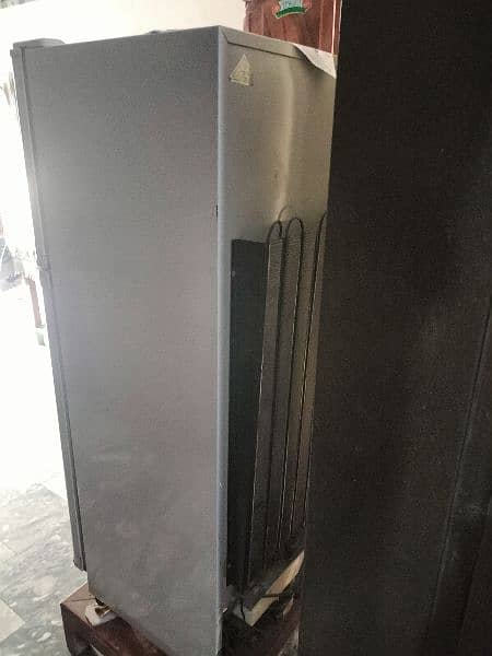 Dawalnce fridge forsale 4