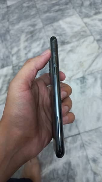 iphone 11 pro pta approved 2