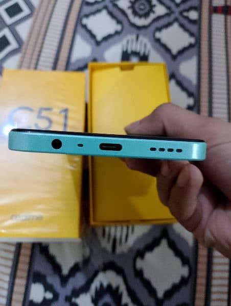 realme C51 4