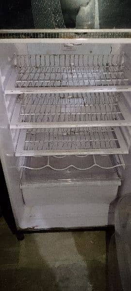 Fridge For Sale 45K 2